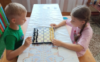 Игра «Путешествие в Шахматное королевство» в летней площадке «Смешарики»